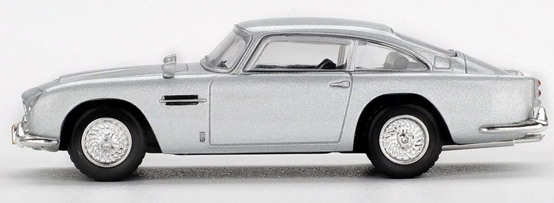 ASTON MARTIN DB5 CASINO ROYALE SPANISH BLISTER PACKAGING 2006