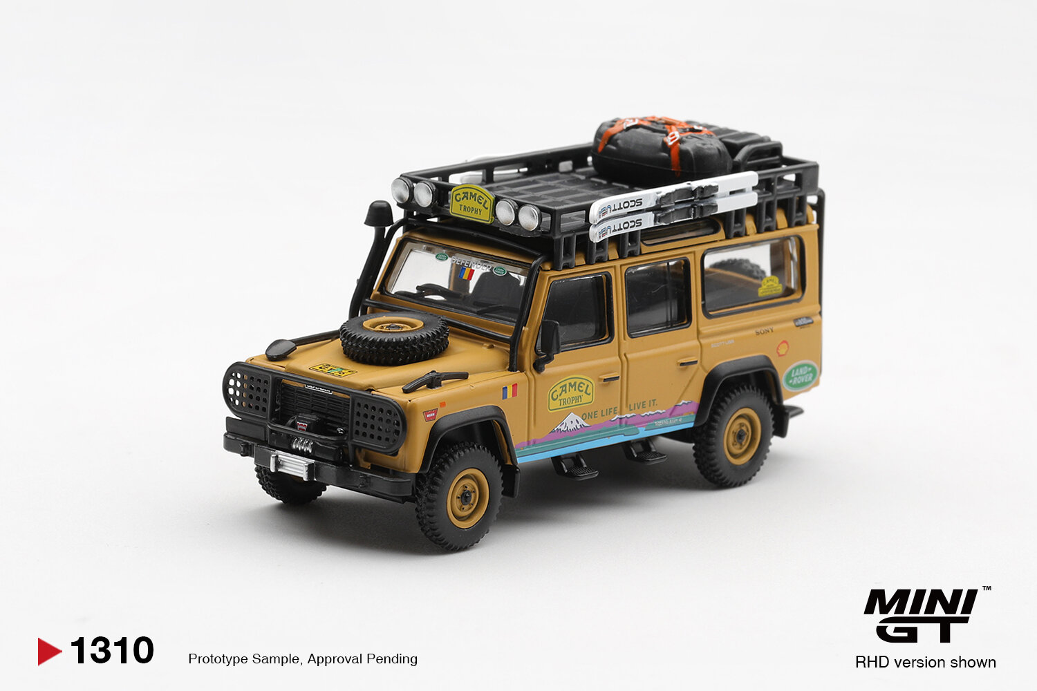 LAND ROVER DEFENDER 110 CAMEL TROPHY TEAM ROMANIA TIERRA DEL FUEGO CT36 1998