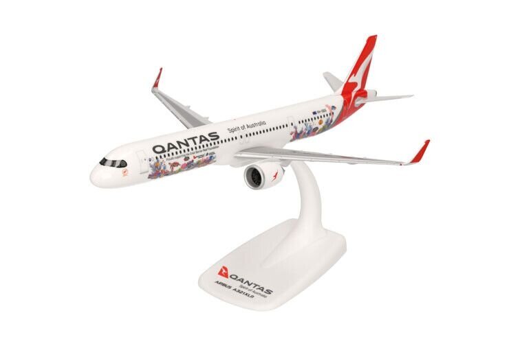 Airbus A321XLR Qantas Great Barrier Reef livery Coral Sea