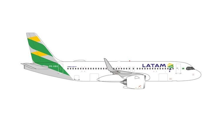 Airbus A320neo LATAM Airlines Brasil Brazil Flag