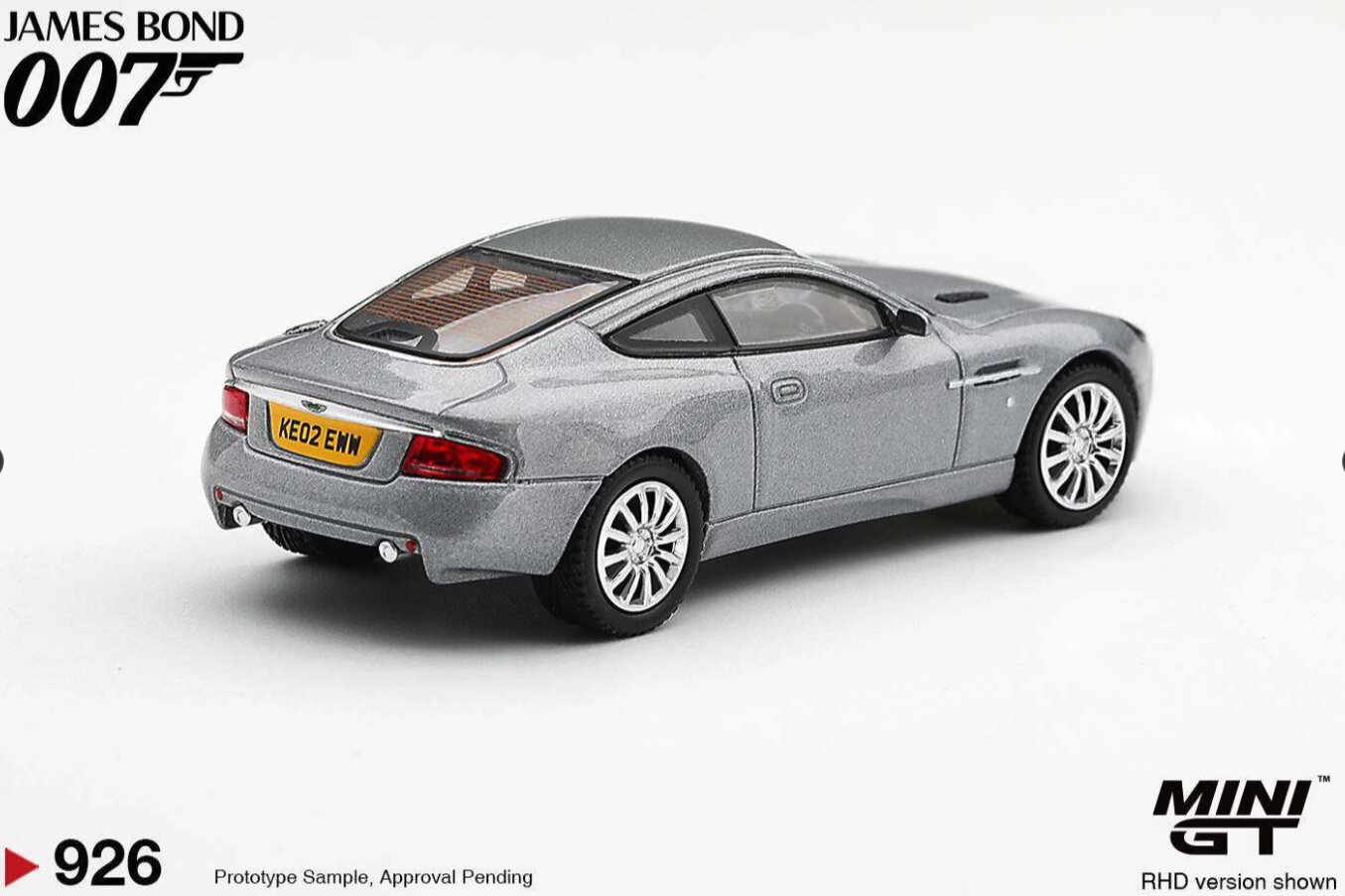 ASTON MARTIN V12 VANQUISH DIE  ANOTHER DAY GERMAN BLISTER PACKAGING  2002