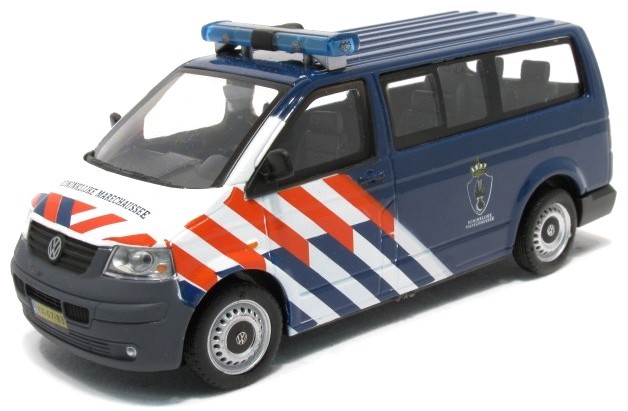 VW T5 MULTI VAN MARECHAUSSEE NL