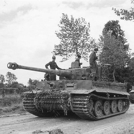 GERMAN Sd.Kfz.181 PzKpfw HEAVY TANK (Tiger I LATE PROD.) 1944