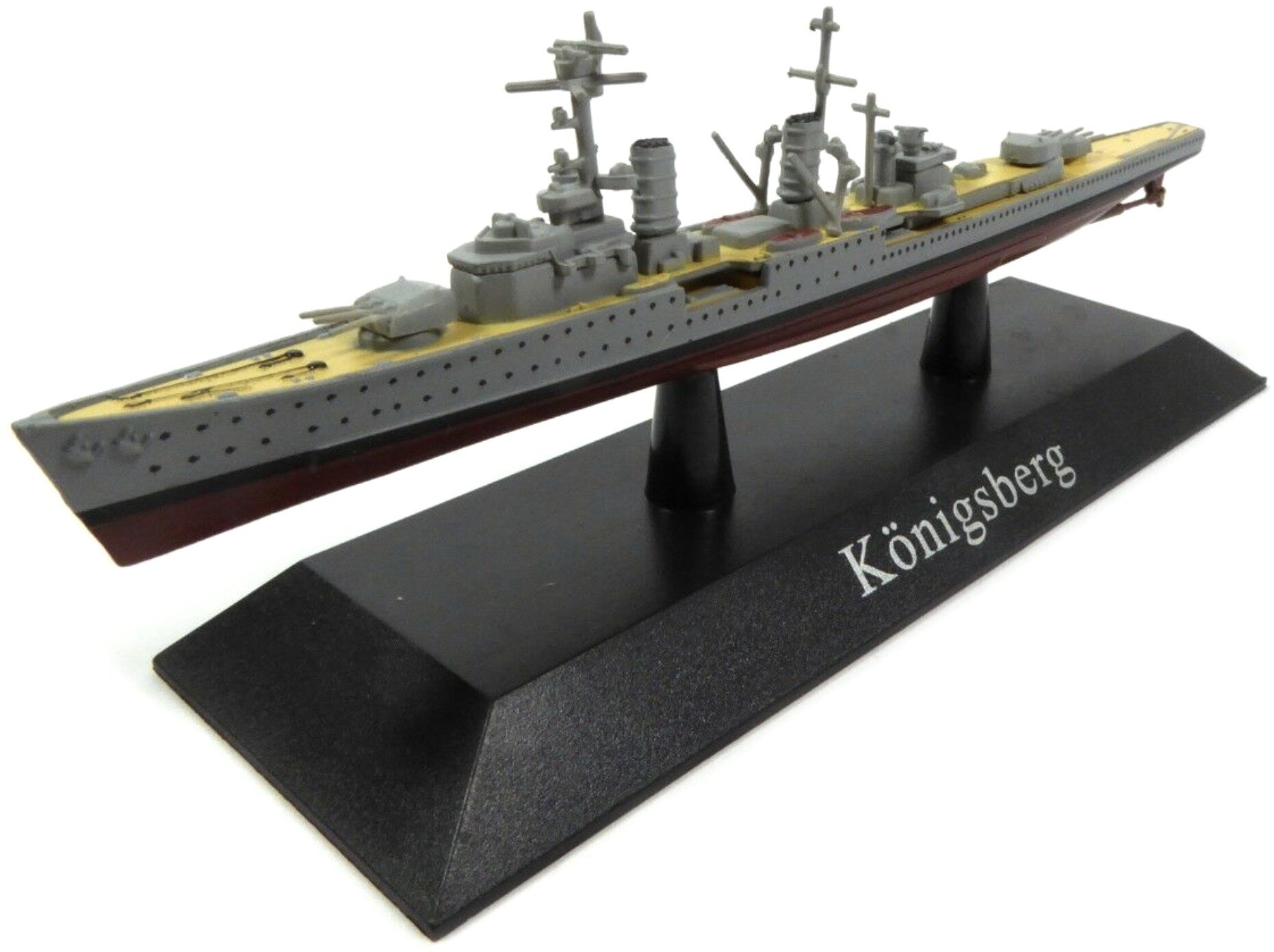 KONIGSBERG - LIGHT CRUISER 1926