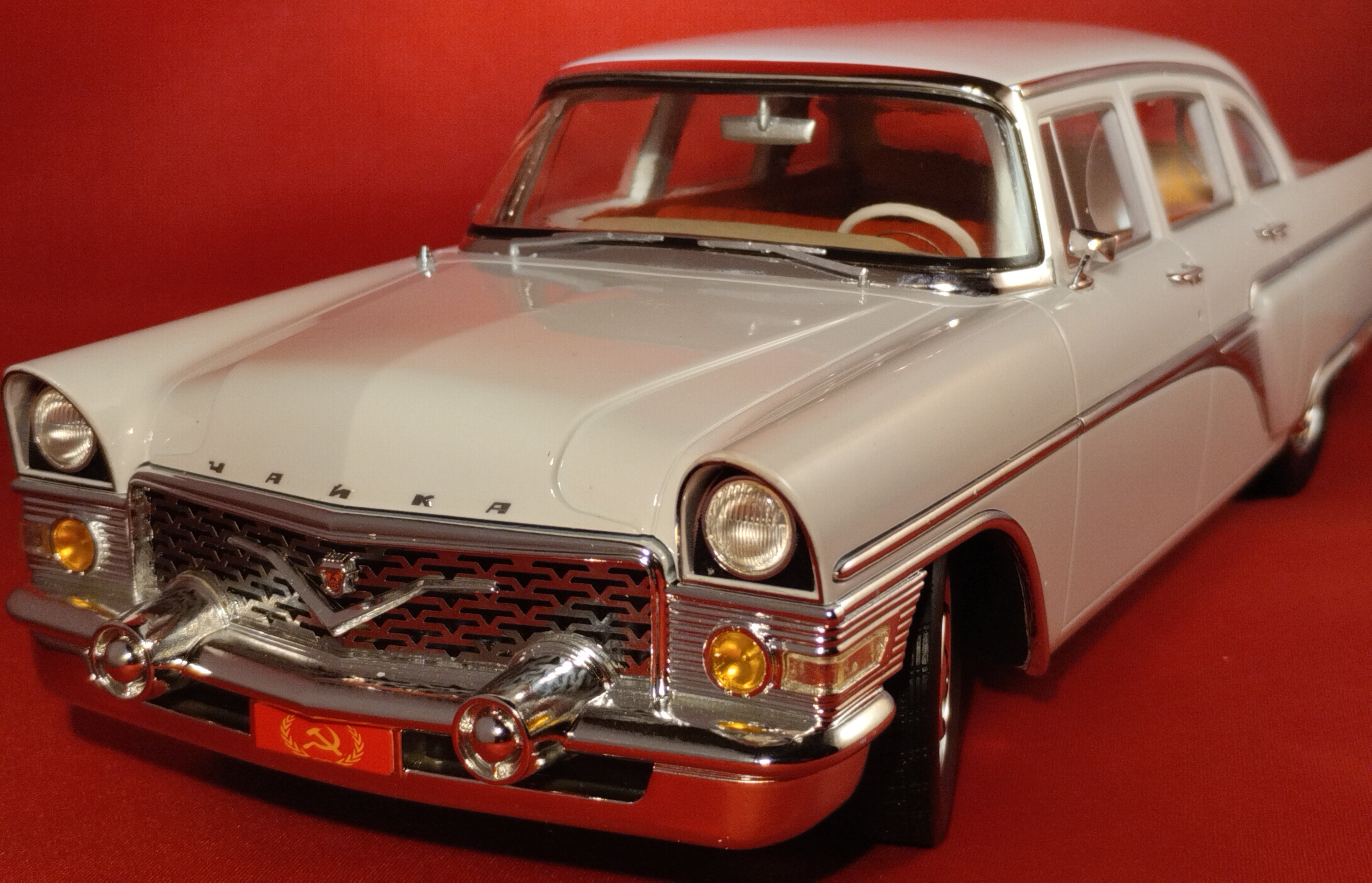Gaz 13 CHAIKA SALOON 1959