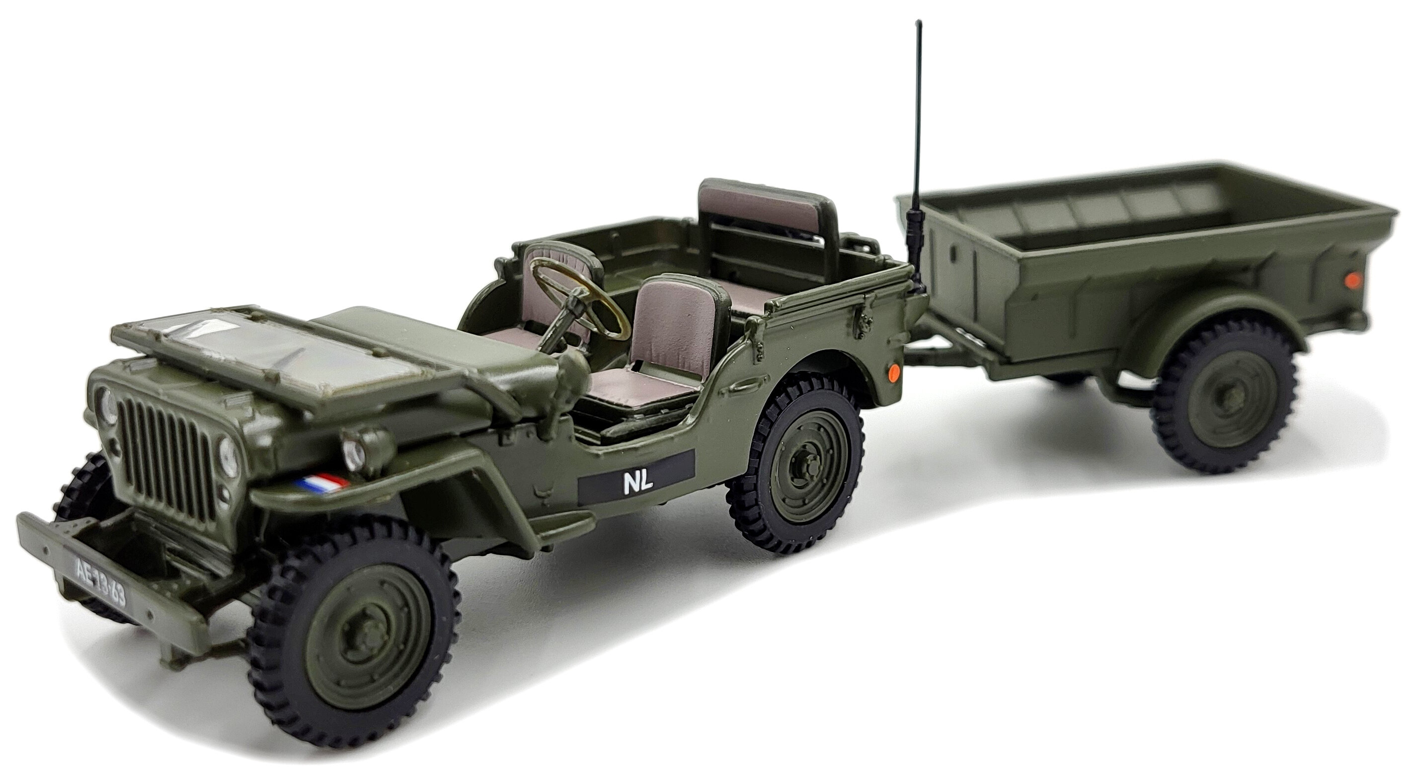 NECAF 1/4 TON - NL 1955 + AANHANGER (OPEN TOP)