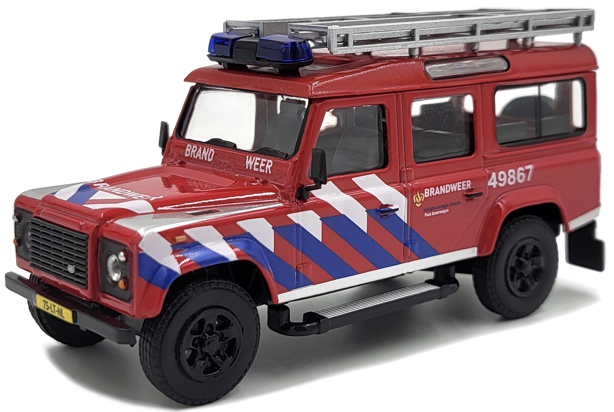 LAND ROVER DEFENDER BRANDWEER (NL)